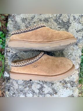UGG Tasman II Kids Suede Slippers Chestnut 1019066K EU 36